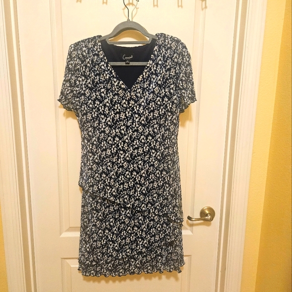 Summer Dress By CONNECTED apperal Size 12P Blue White Floral Layered Look - Picture 1 of 12